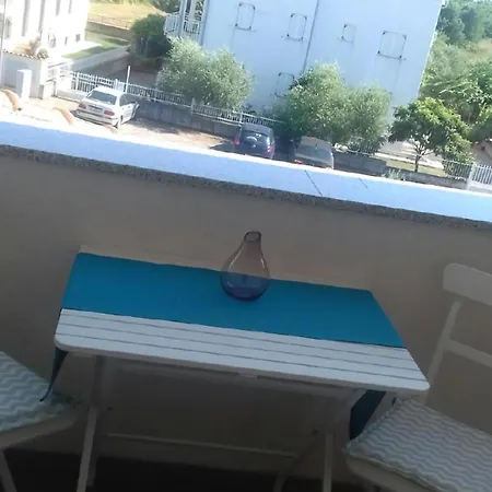 Apartment Paradiso 3 Fuer 2 Personen Mit Pool Porec